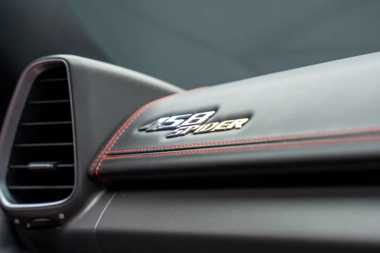 Vehicle Image 14