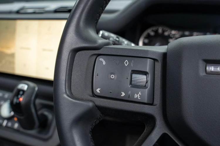 Vehicle Image 22