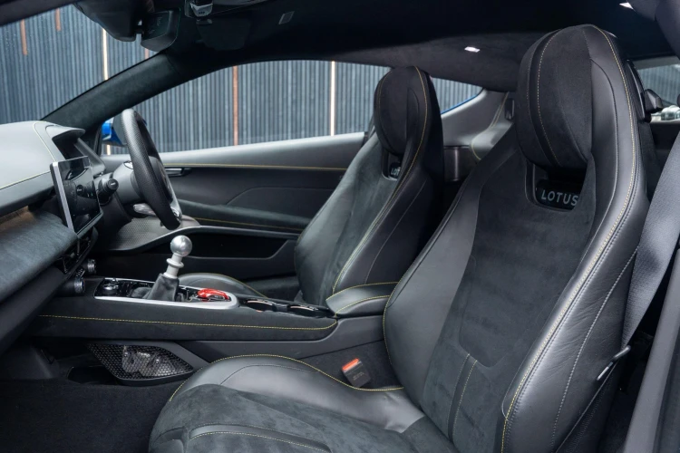 Vehicle Image 36