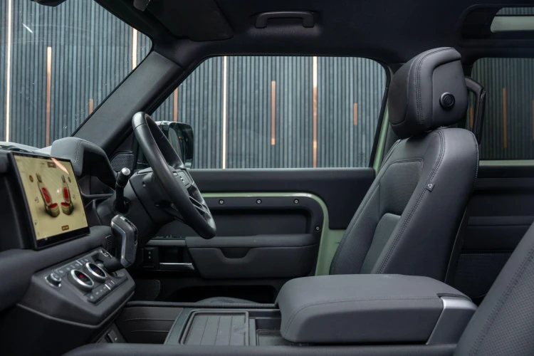 Vehicle Image 39