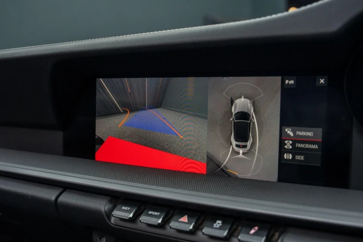 Vehicle Image 12
