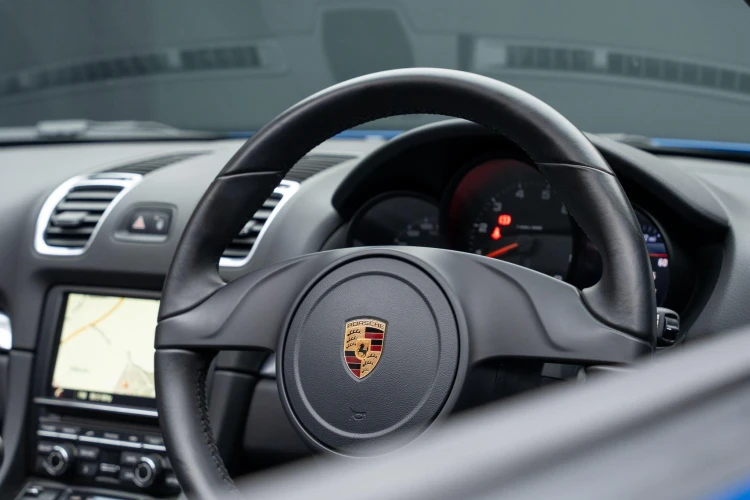 Vehicle Image 35