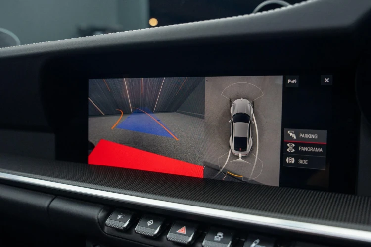 Vehicle Image 8