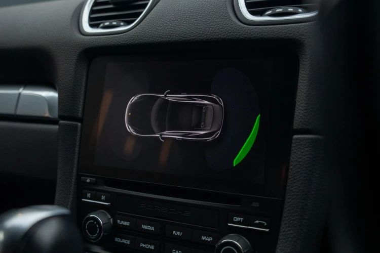 Vehicle Image 13