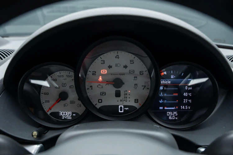 Vehicle Image 22