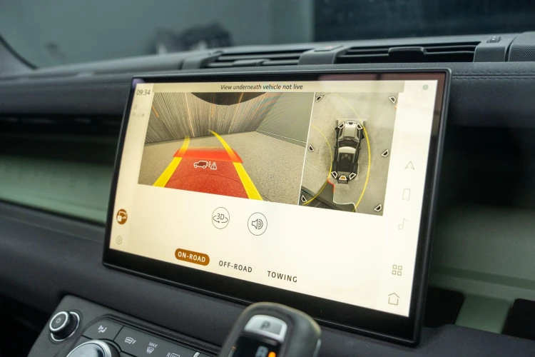 Vehicle Image 8