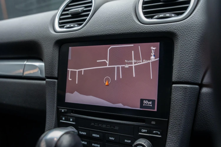 Vehicle Image 9