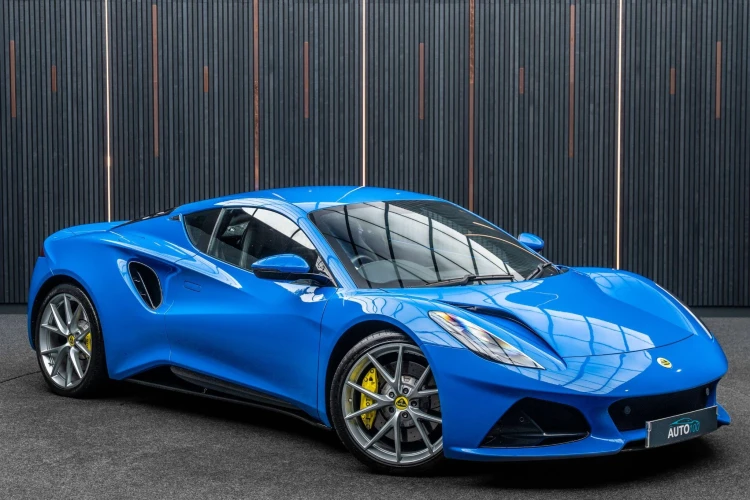 Vehicle Image 9