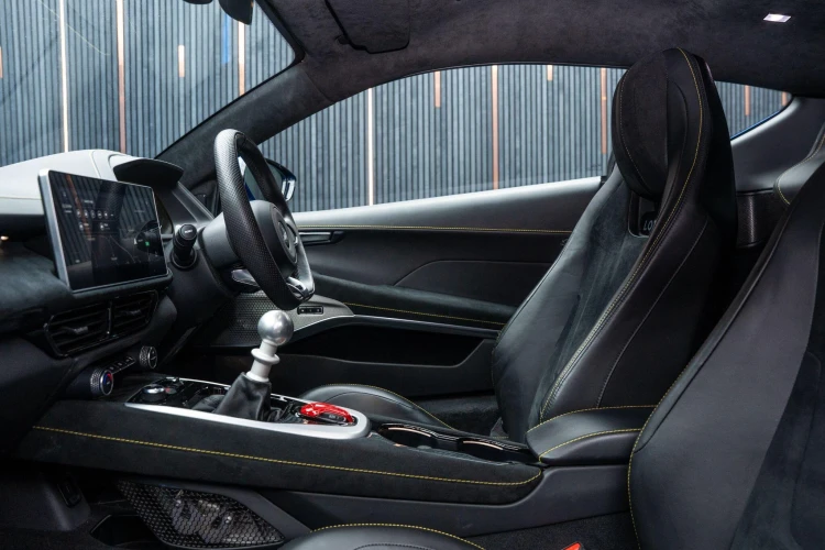 Vehicle Image 35