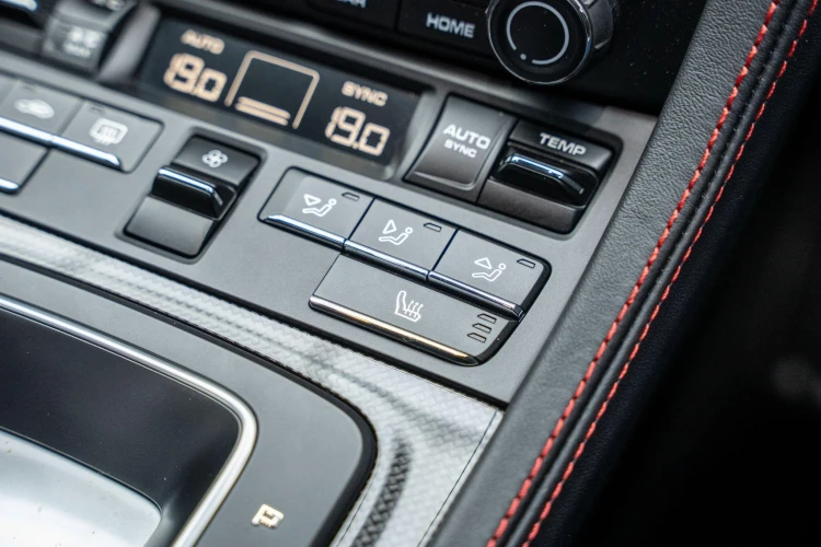 Vehicle Image 40