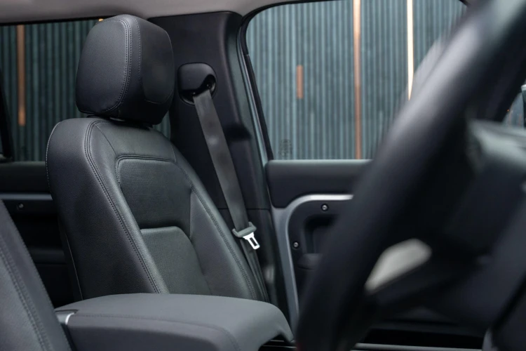 Vehicle Image 36