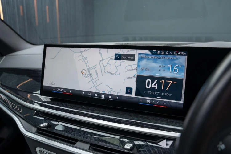 Vehicle Image 7
