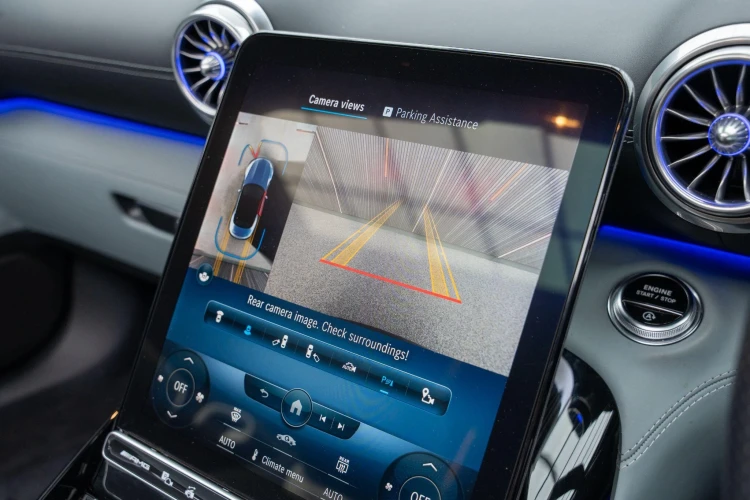 Vehicle Image 8
