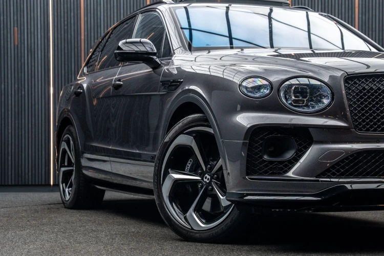 Vehicle Image 7