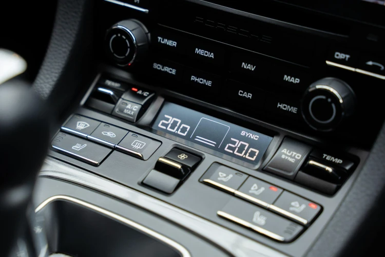 Vehicle Image 20