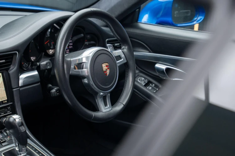 Vehicle Image 36