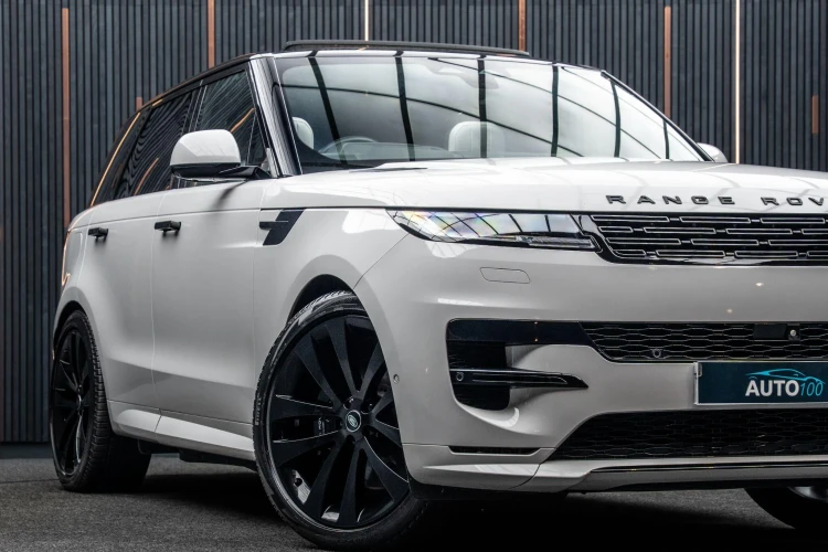 Vehicle Image 7