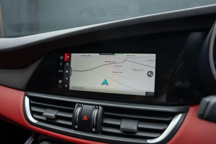Vehicle Image 8