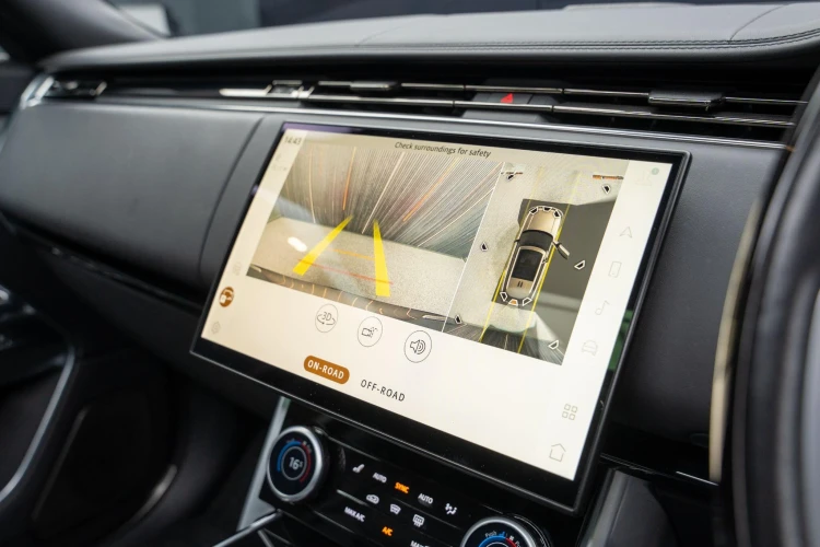 Vehicle Image 8