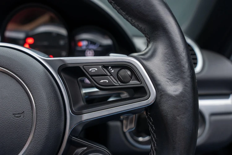 Vehicle Image 20