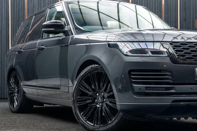 Vehicle Image 7