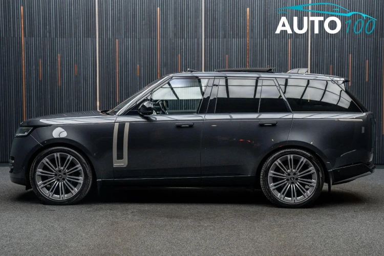 Vehicle Image 13