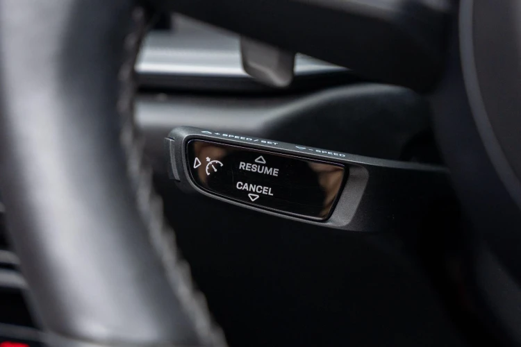 Vehicle Image 22