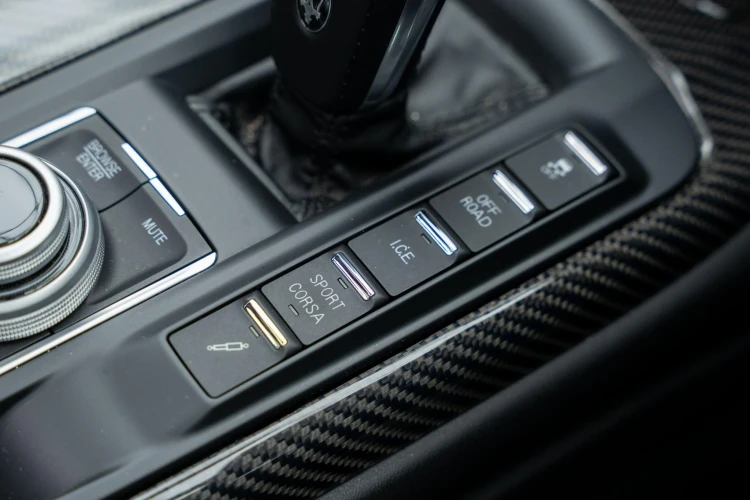 Vehicle Image 40