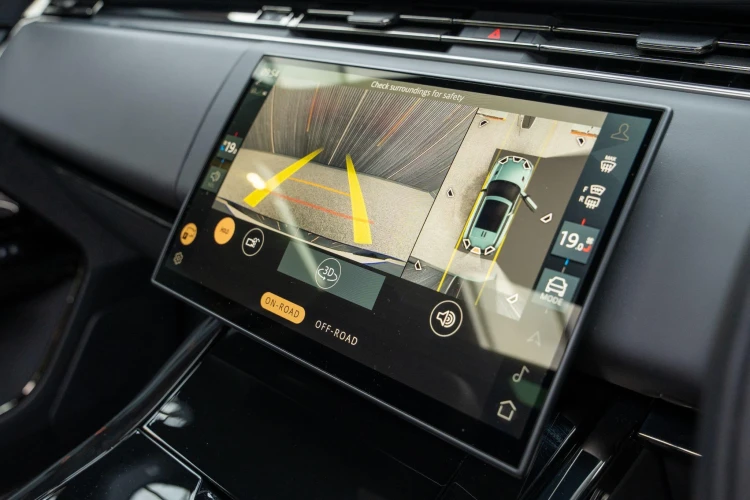 Vehicle Image 10