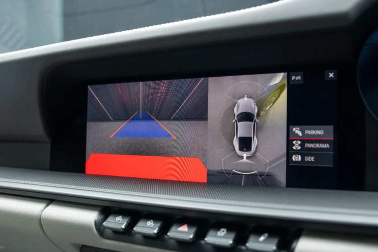 Vehicle Image 10