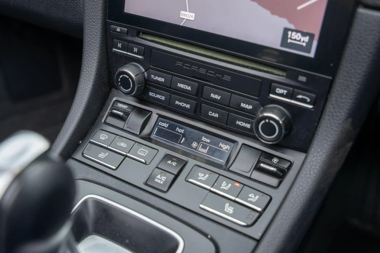 Vehicle Image 22