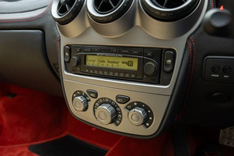 Vehicle Image 23