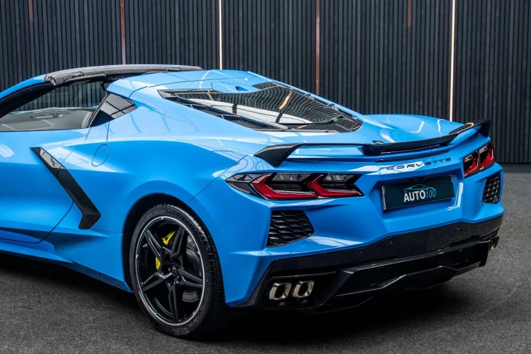 Vehicle Image 21
