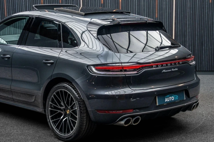 Vehicle Image 20