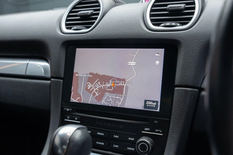 Vehicle Image 8