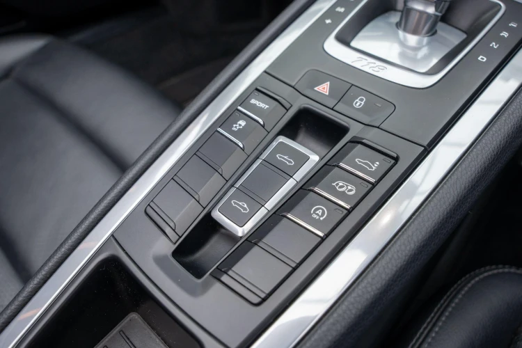 Vehicle Image 22