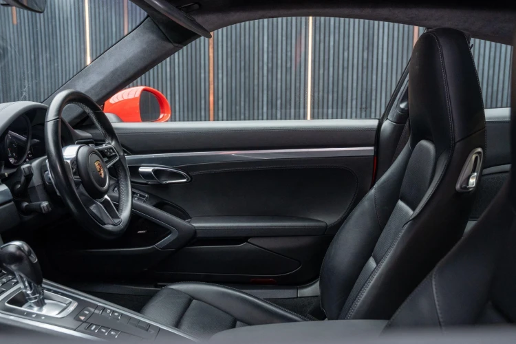 Vehicle Image 36