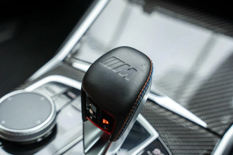 Vehicle Image 36