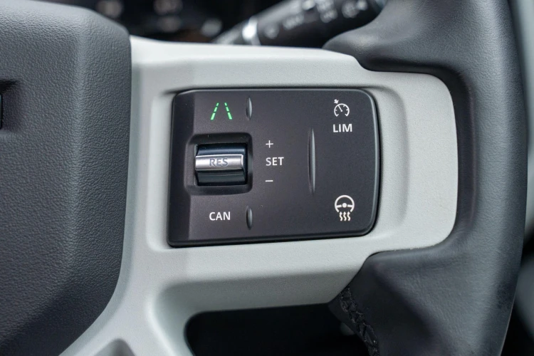 Vehicle Image 30
