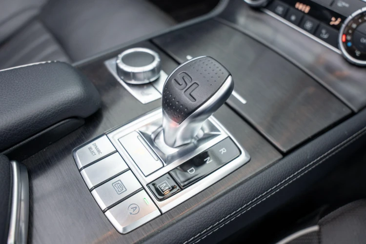 Vehicle Image 30