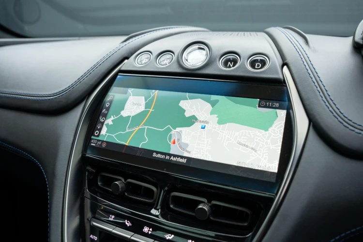 Vehicle Image 8
