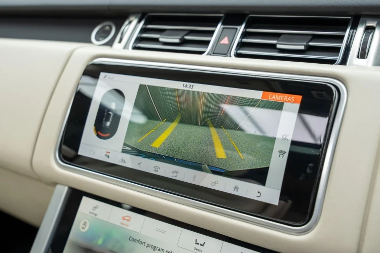 Vehicle Image 8