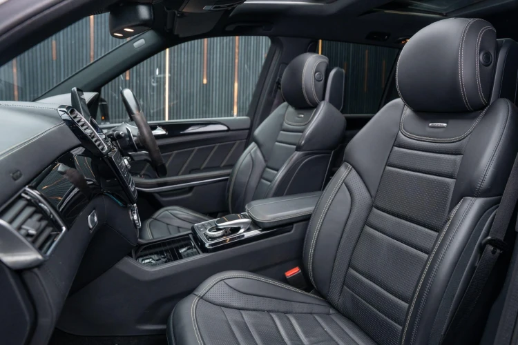 Vehicle Image 45