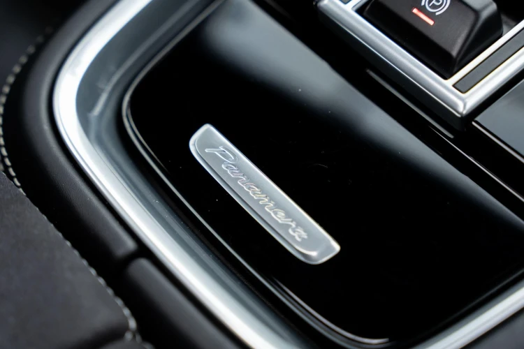 Vehicle Image 36