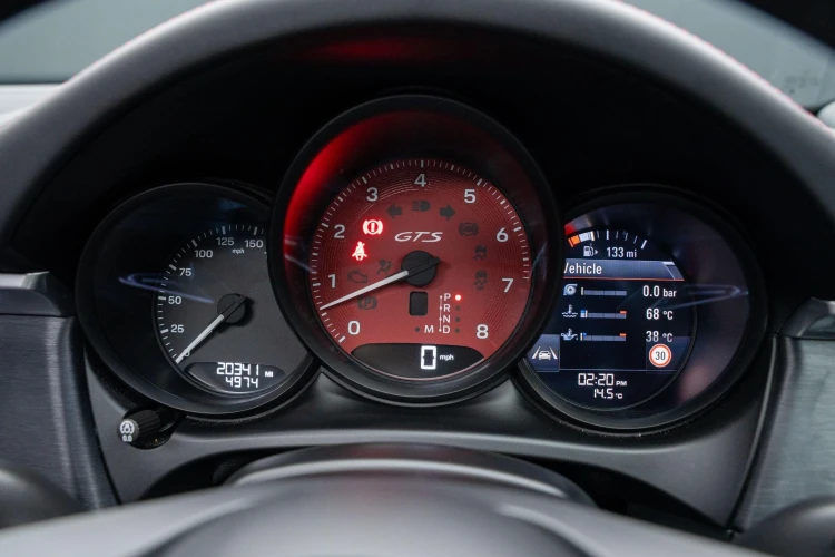 Vehicle Image 33