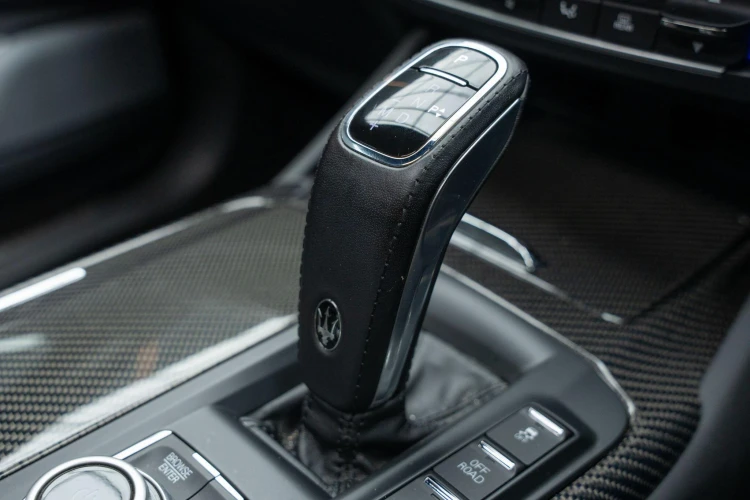 Vehicle Image 38