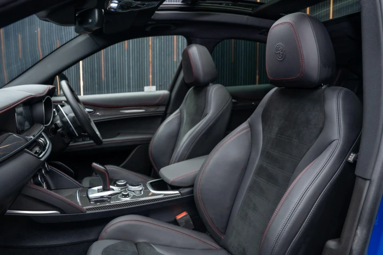 Vehicle Image 40