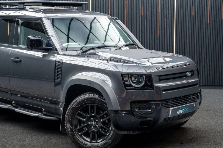 Vehicle Image 9