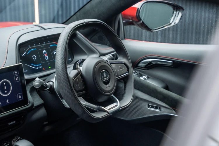 Vehicle Image 40