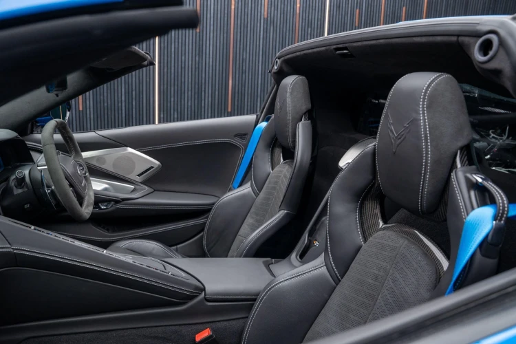 Vehicle Image 40